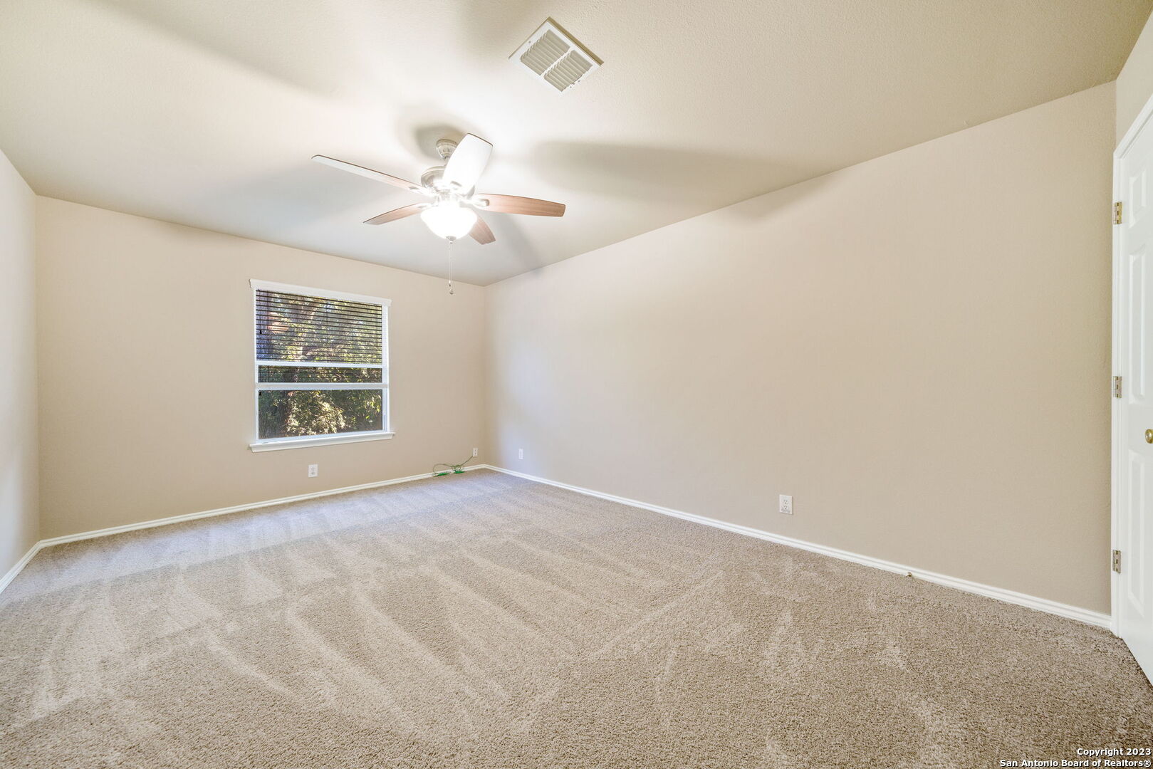 16950 DARIEN WING