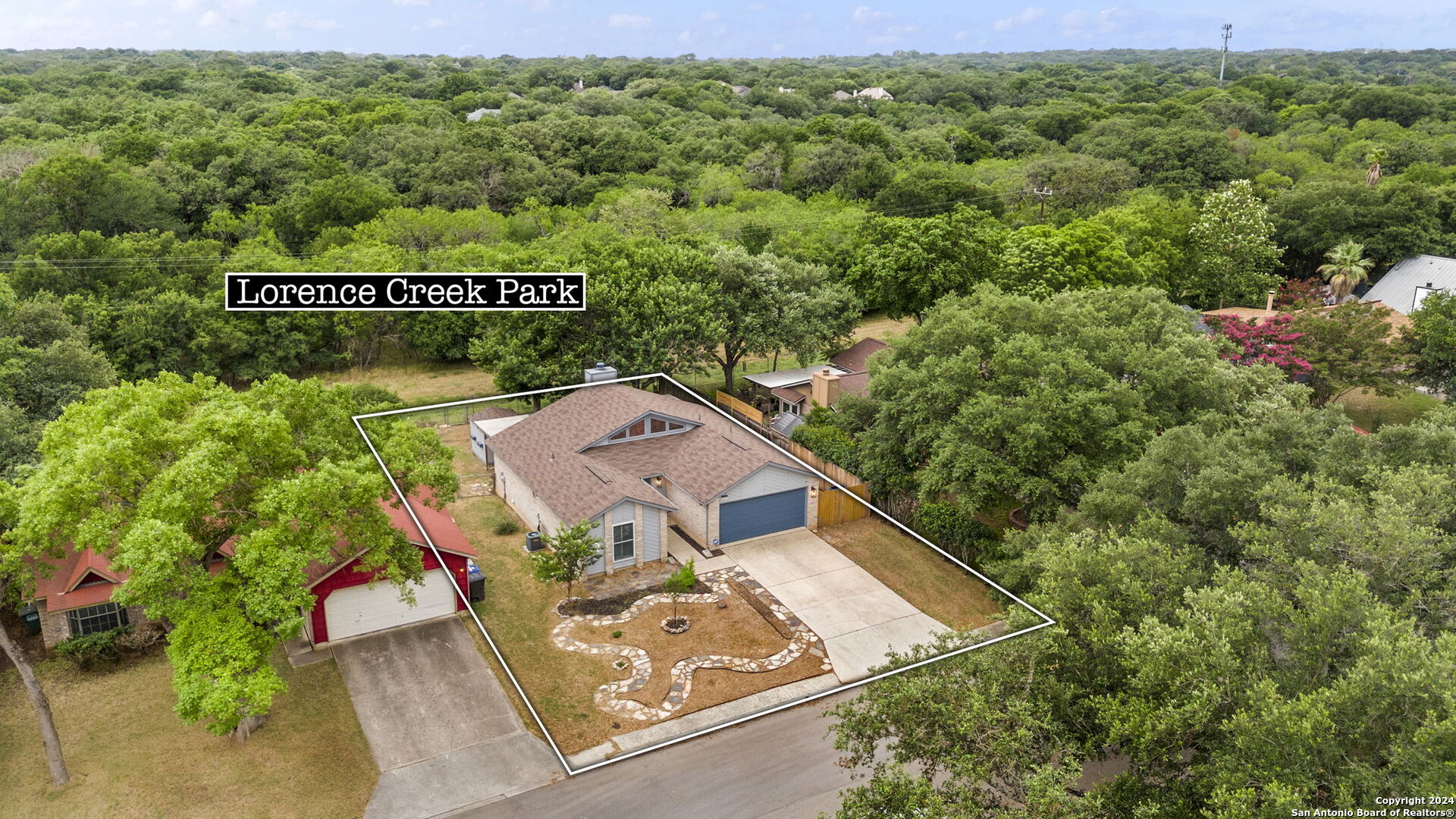 2614 Moss Bluff St