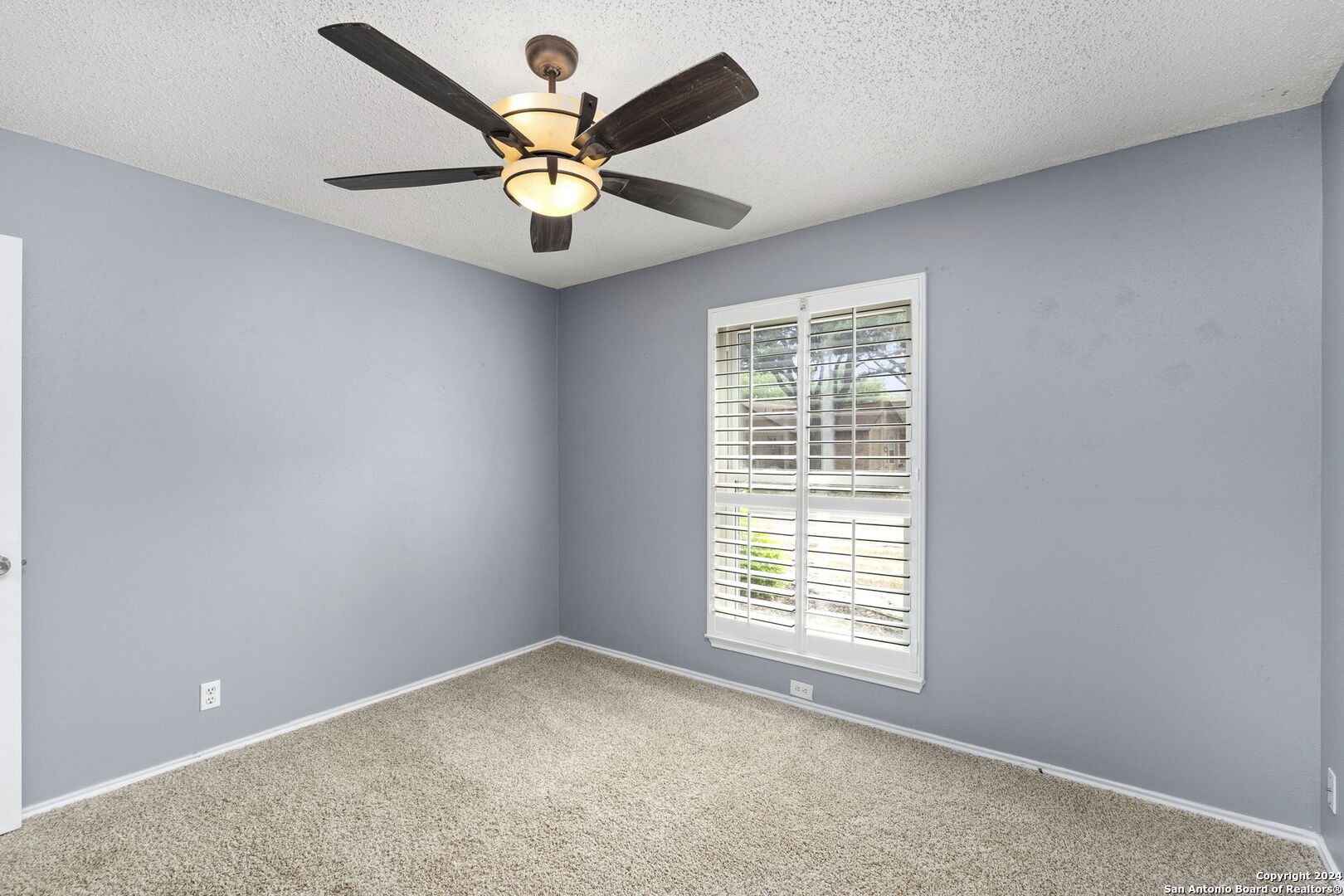 2614 Moss Bluff St