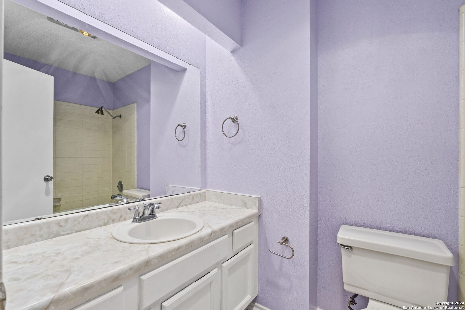 2614 Moss Bluff St