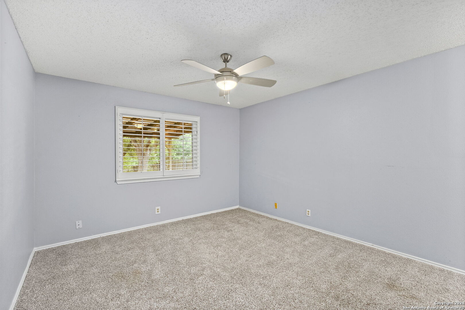 2614 Moss Bluff St