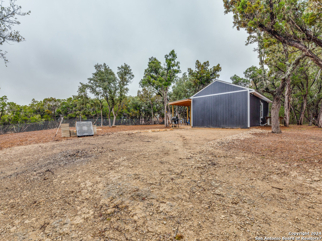 319 Canyon Lake Dr