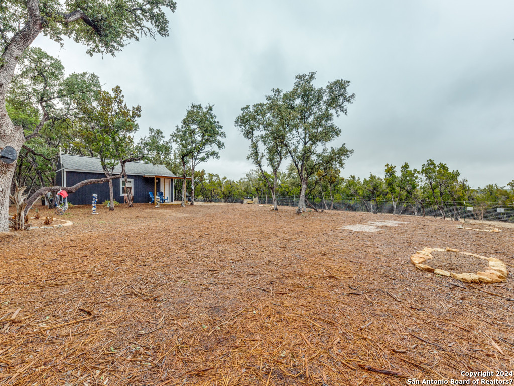 319 Canyon Lake Dr