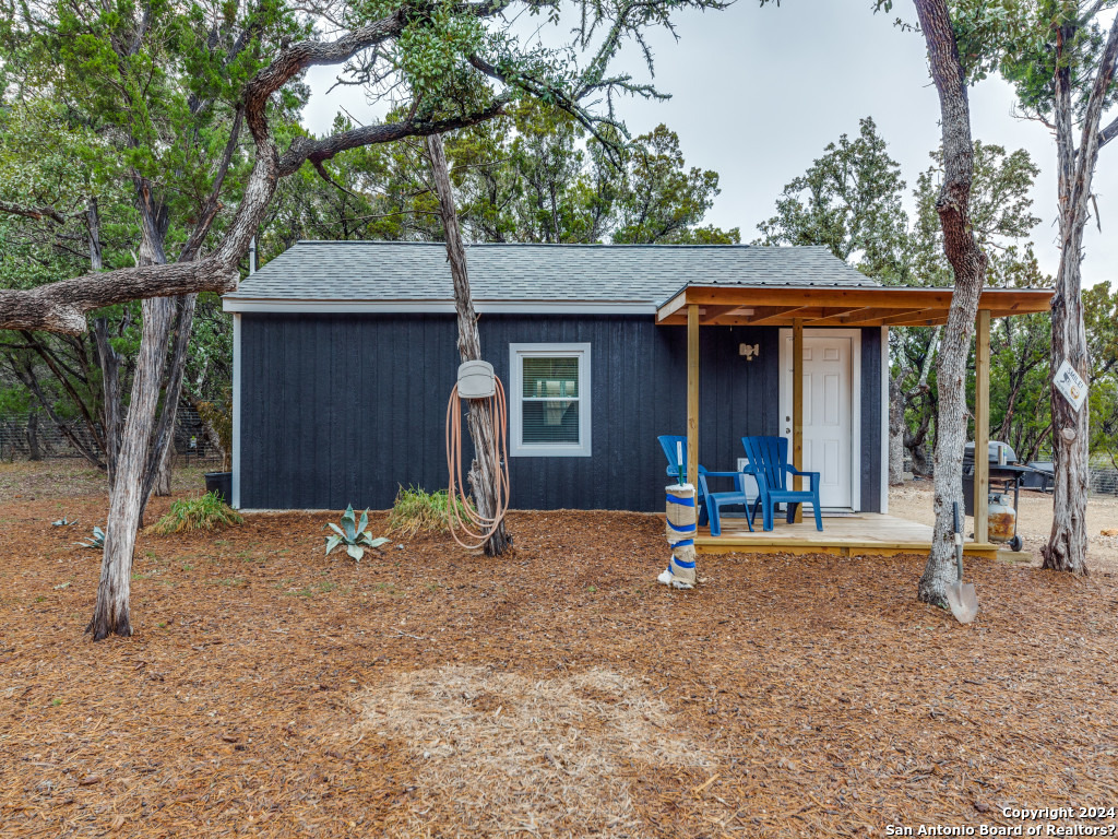 319 Canyon Lake Dr