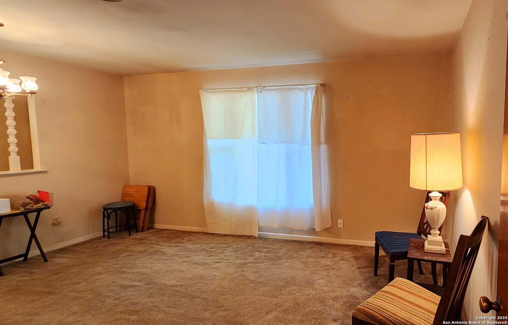 114 CARMEN PL