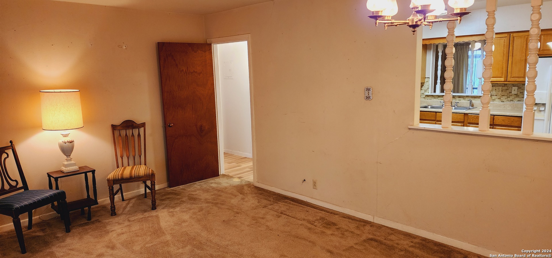 114 CARMEN PL