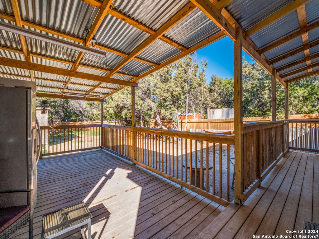 636 Skyline Dr
