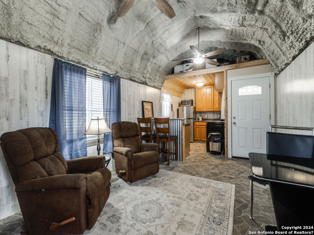 390 GALVESTON ST