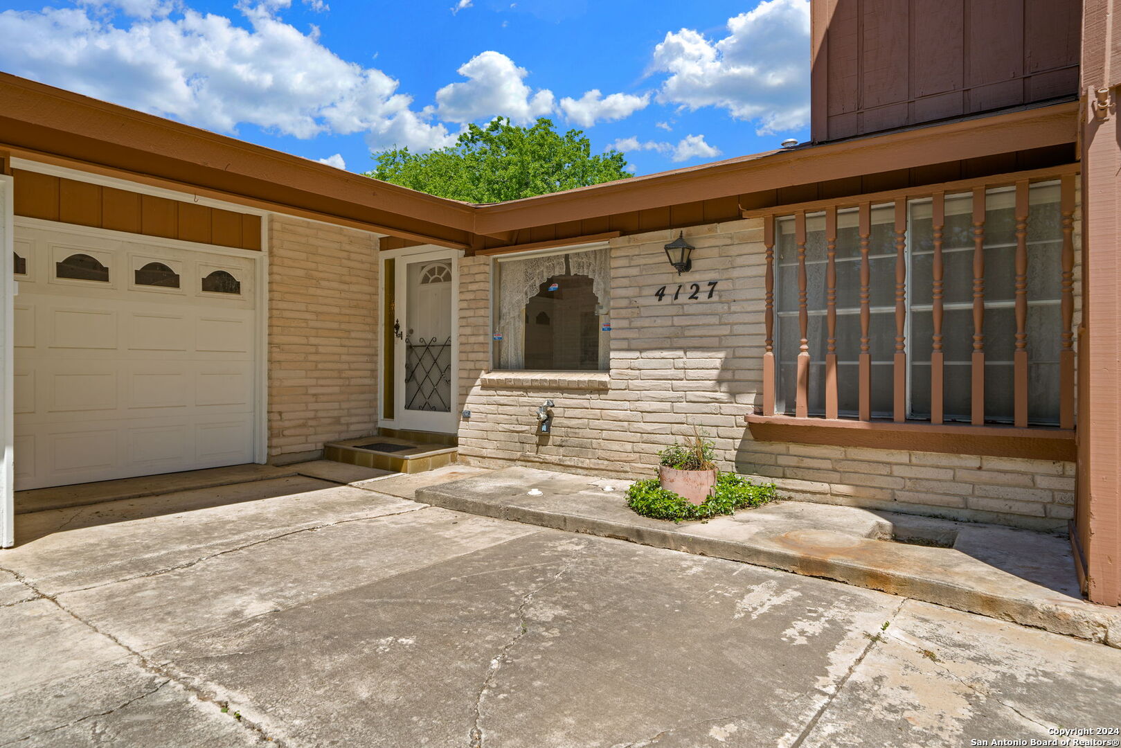 4127 STATHMORE DR