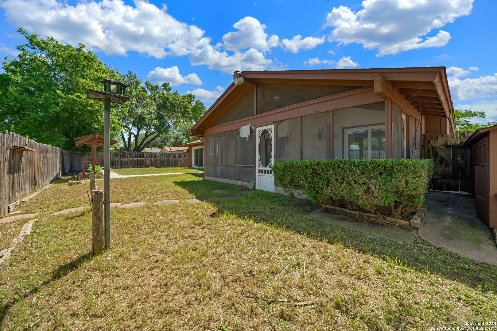 4127 STATHMORE DR