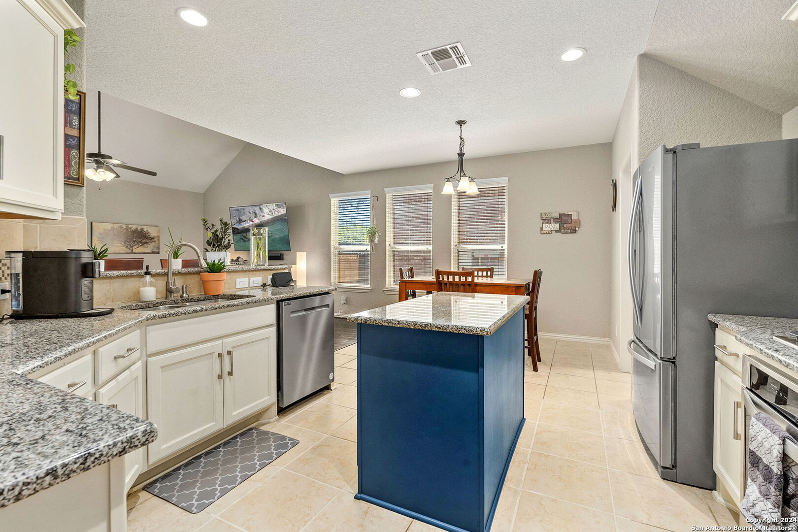 6034 DIEGO LN