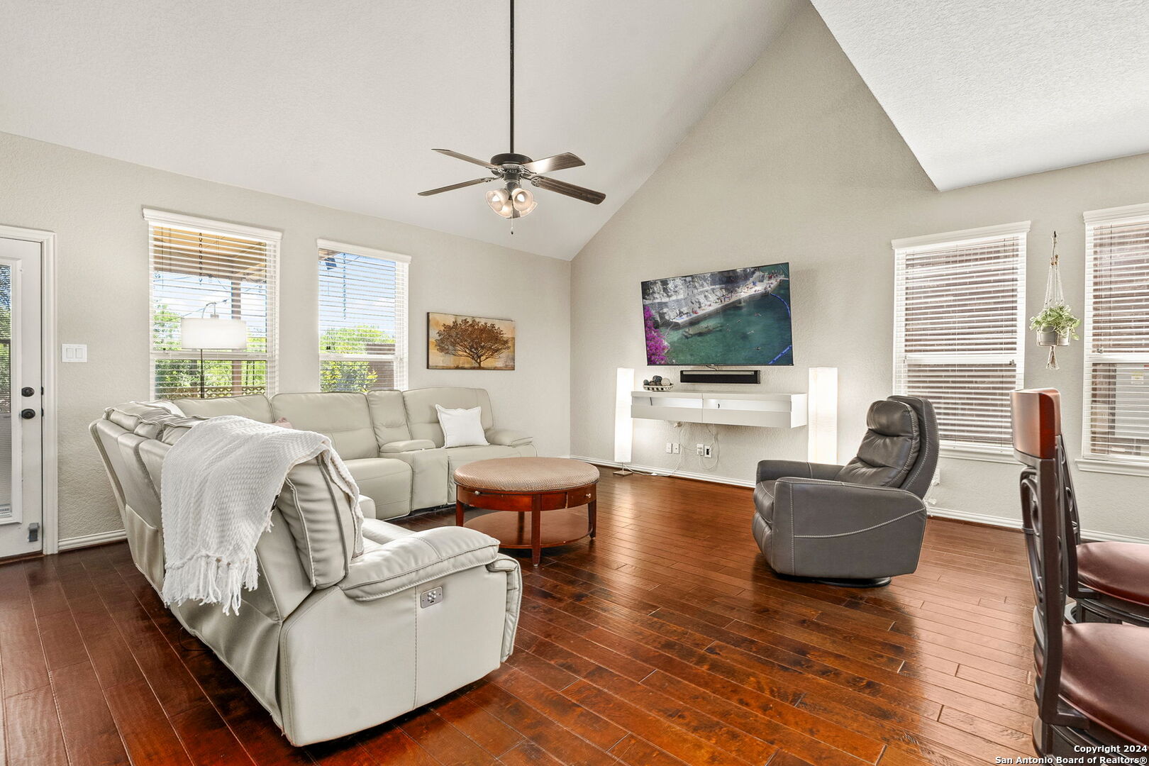 6034 DIEGO LN
