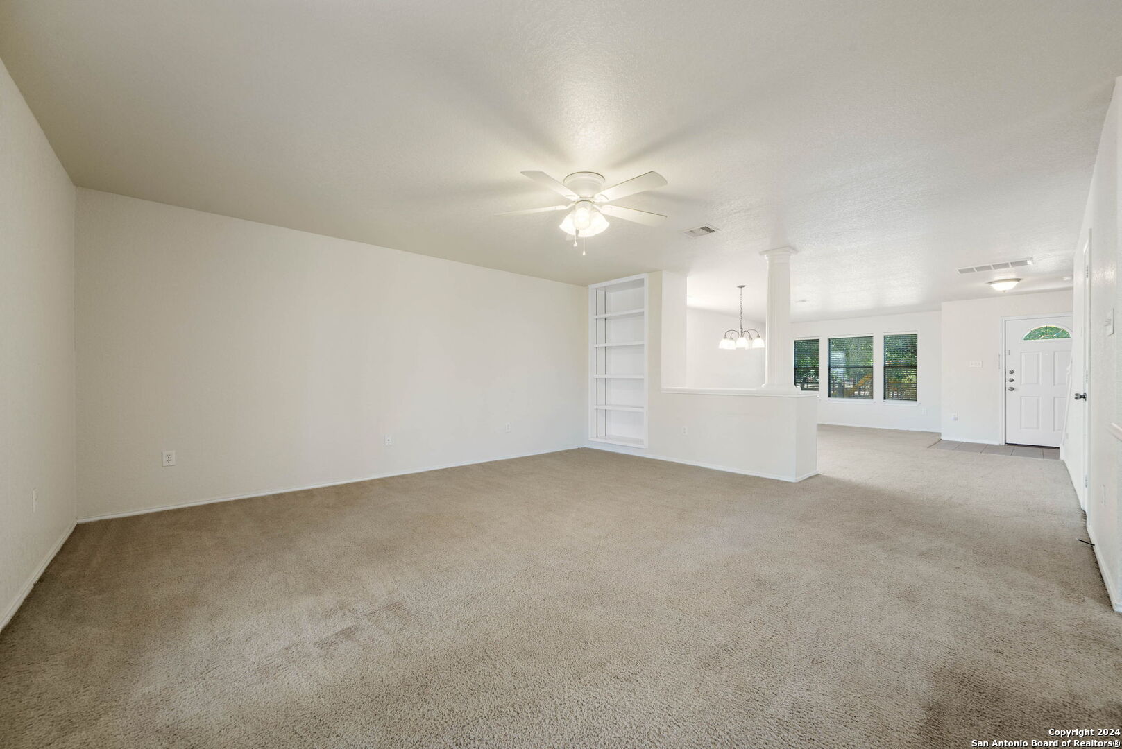 6610 WOODBELL