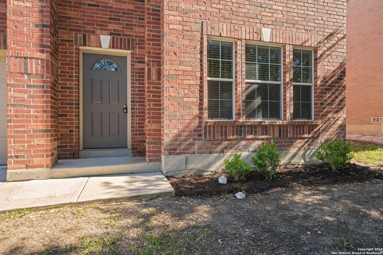 6610 WOODBELL