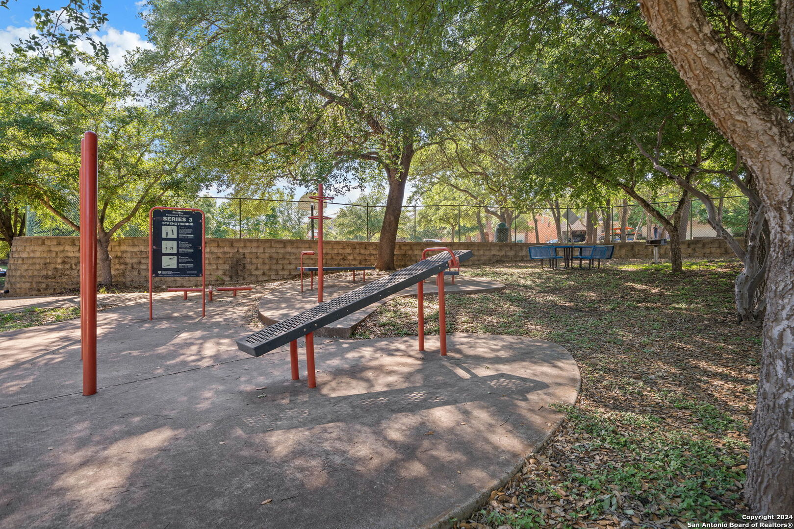 6610 WOODBELL