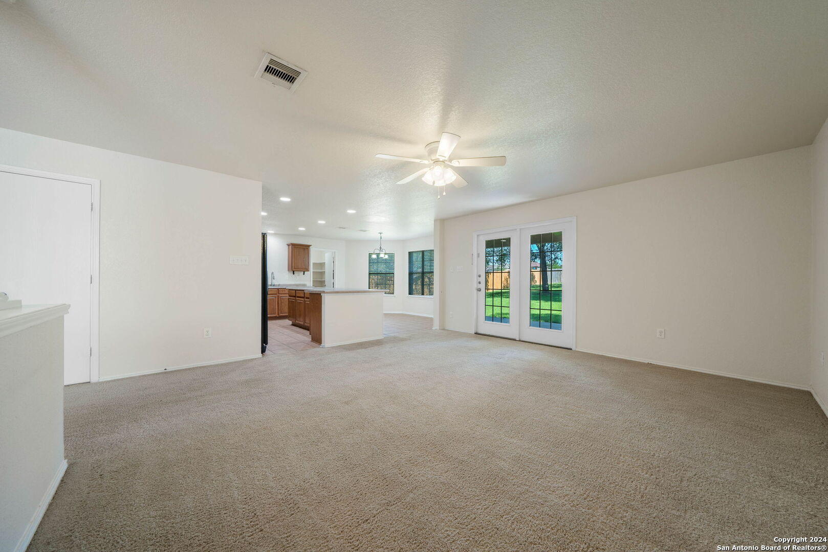 6610 WOODBELL