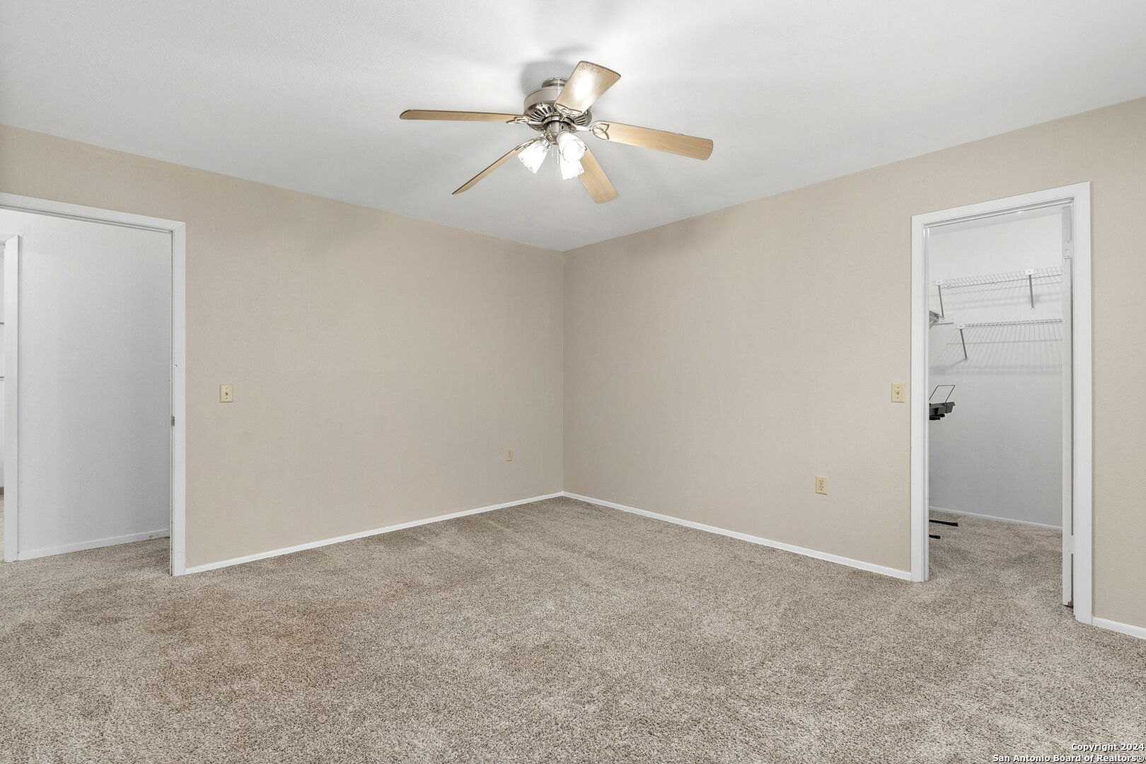 5215 Hacienda Dr