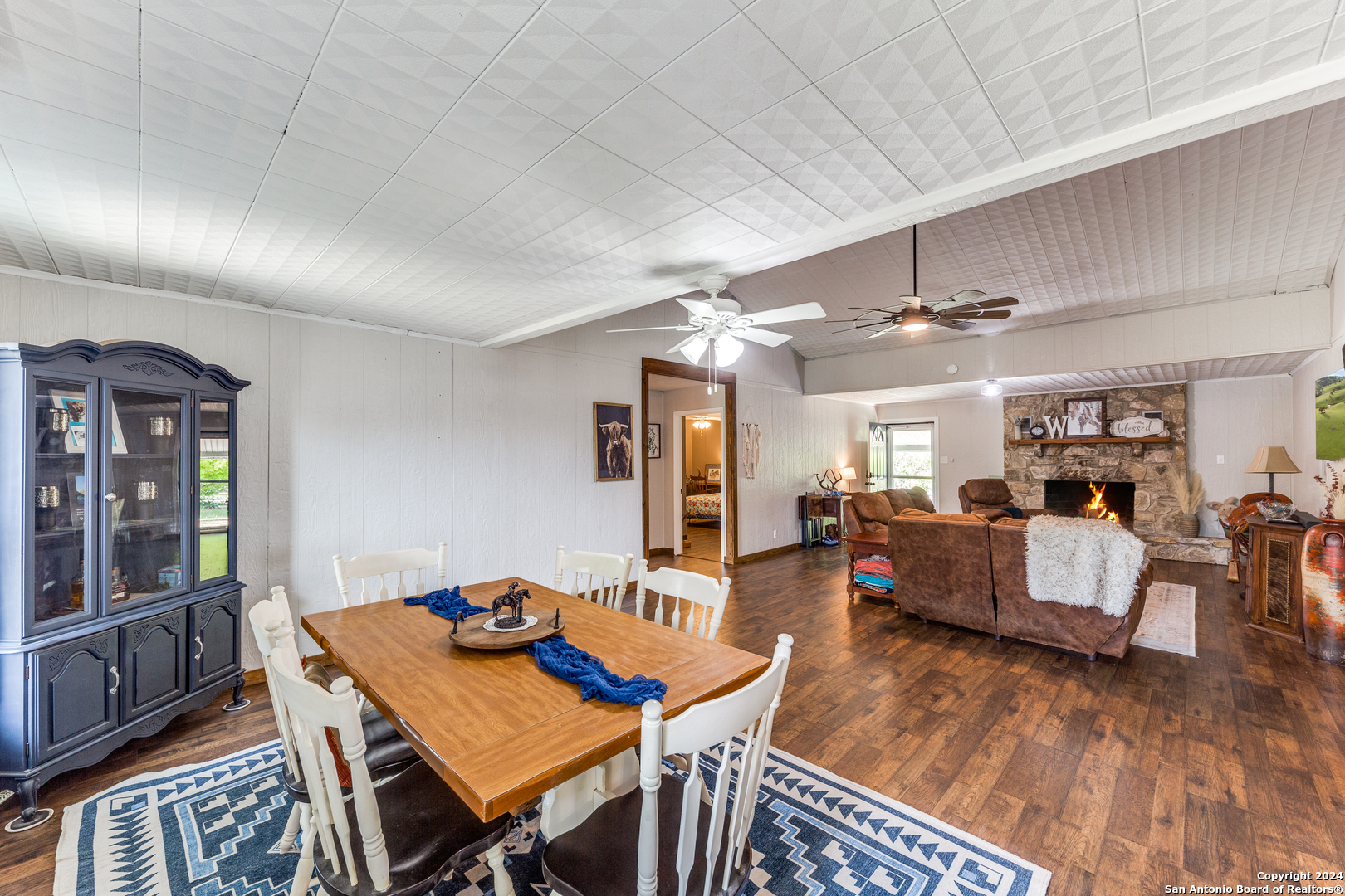 785 FOREST TRAIL DR
