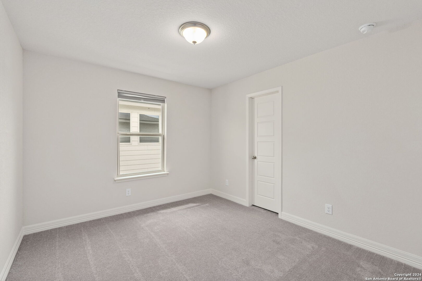 10633 JASMINE BLUFF