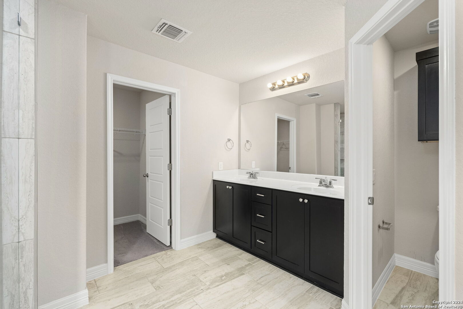 10633 JASMINE BLUFF