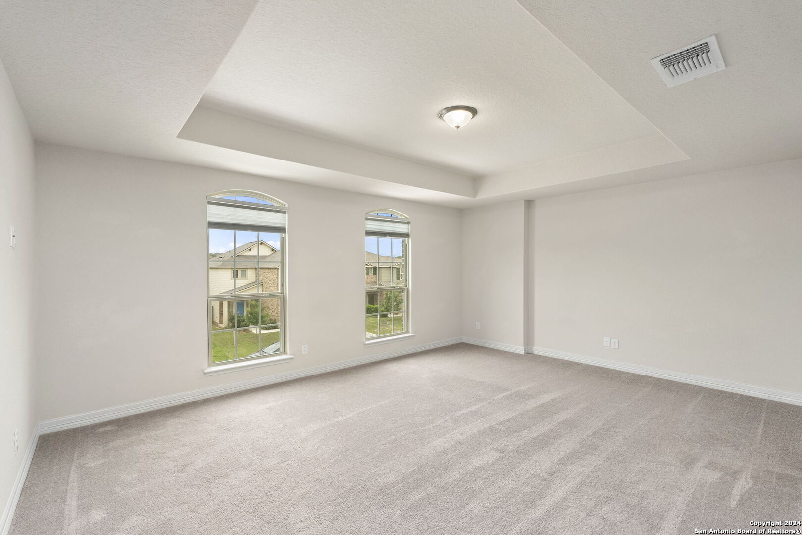 10633 JASMINE BLUFF