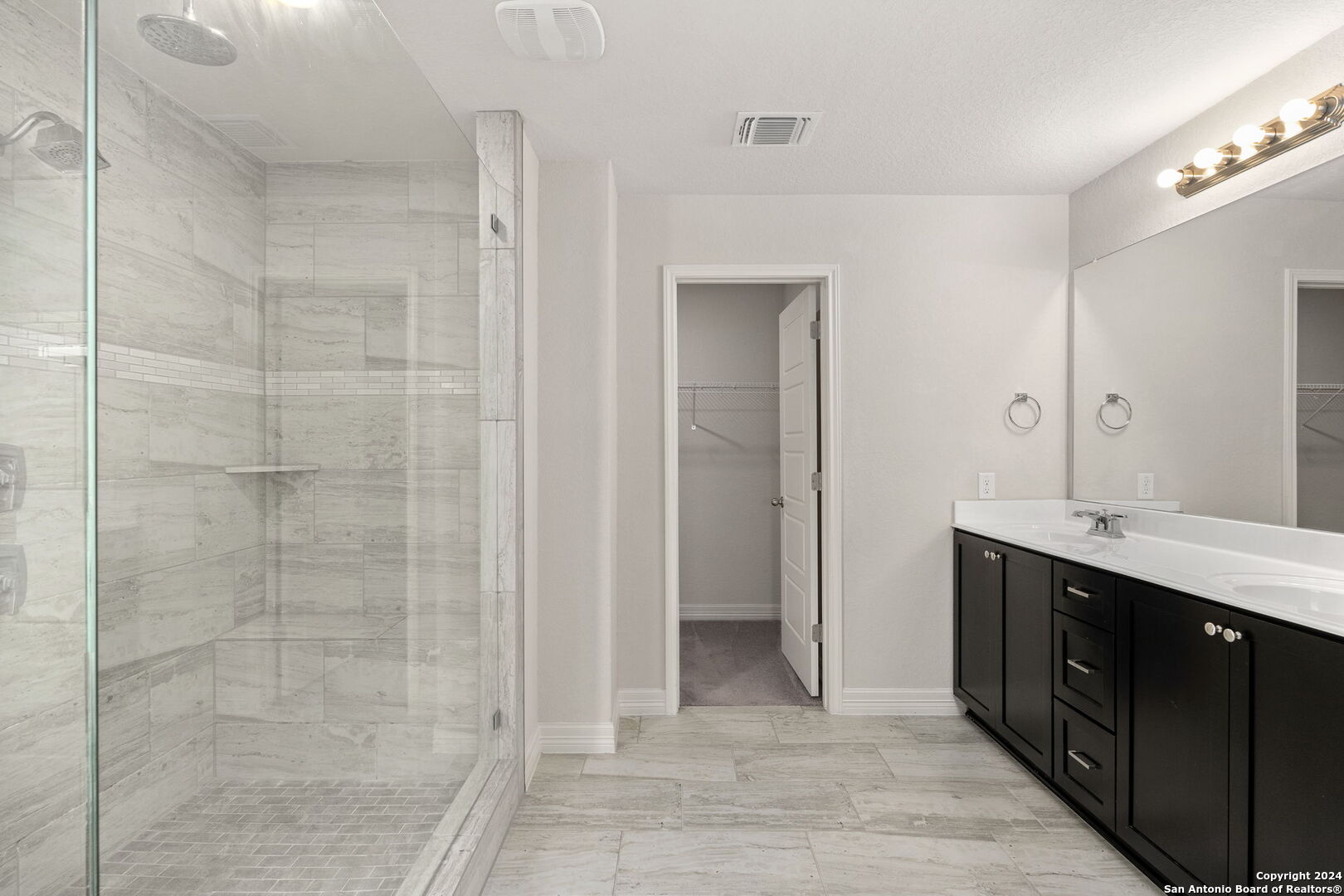10633 JASMINE BLUFF