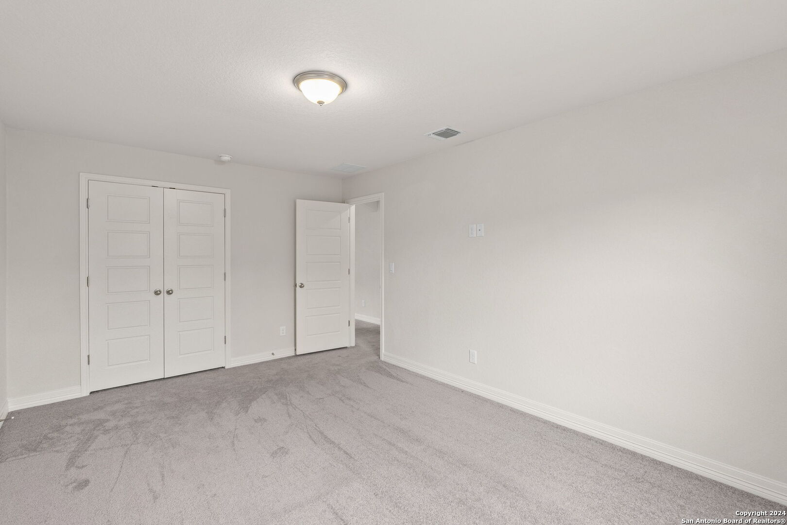 10633 JASMINE BLUFF