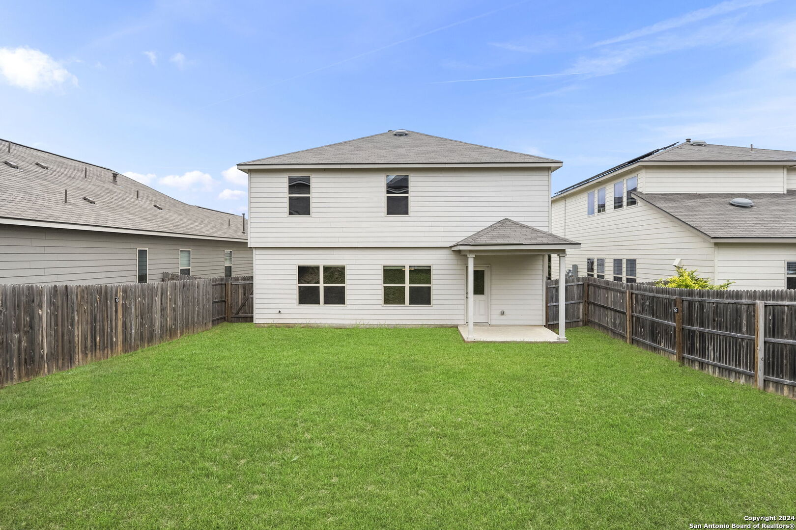 10633 JASMINE BLUFF