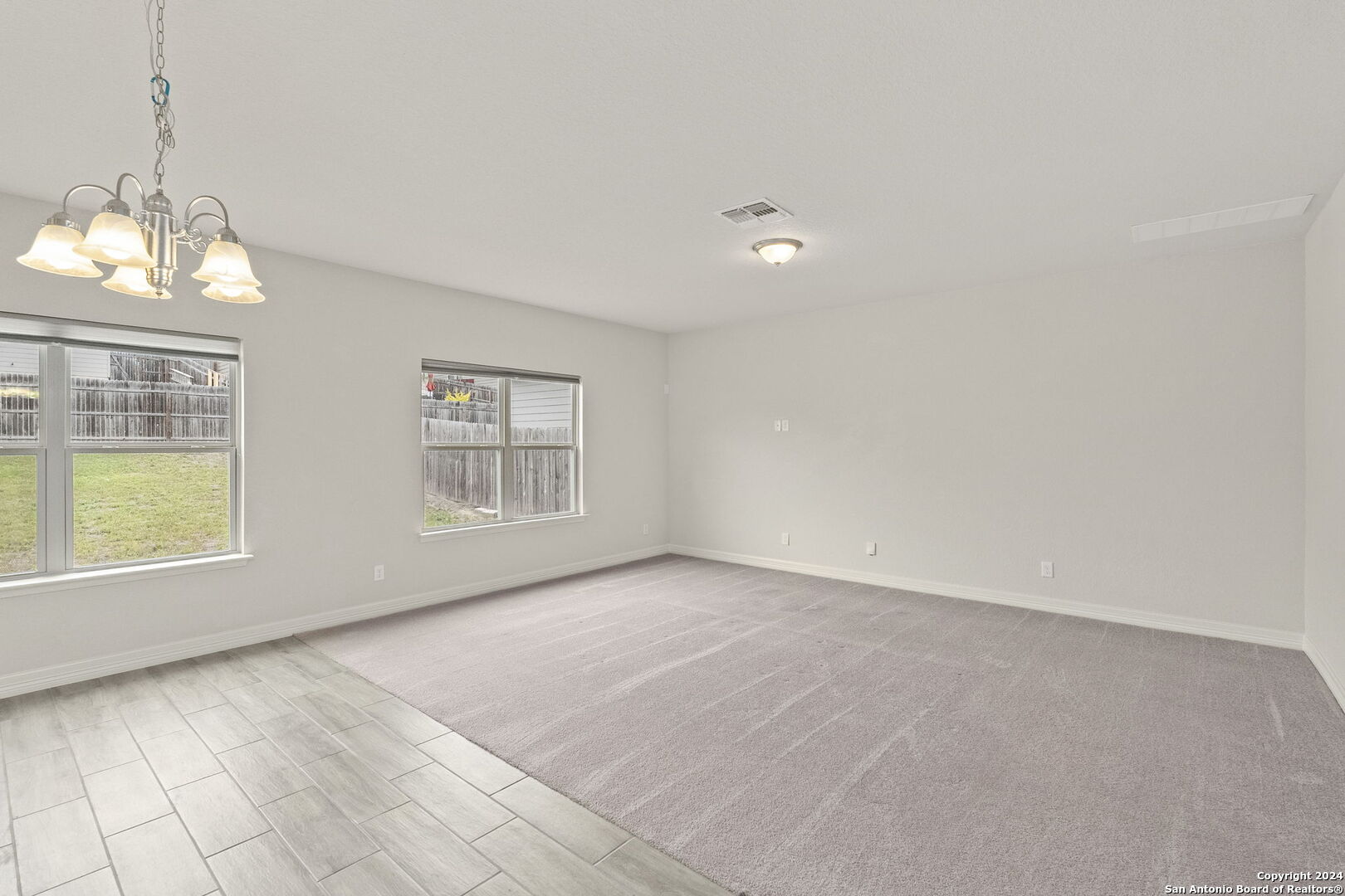 10633 JASMINE BLUFF