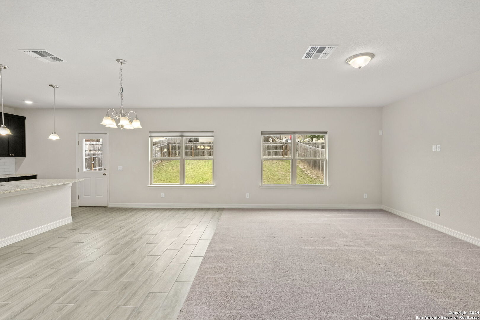 10633 JASMINE BLUFF