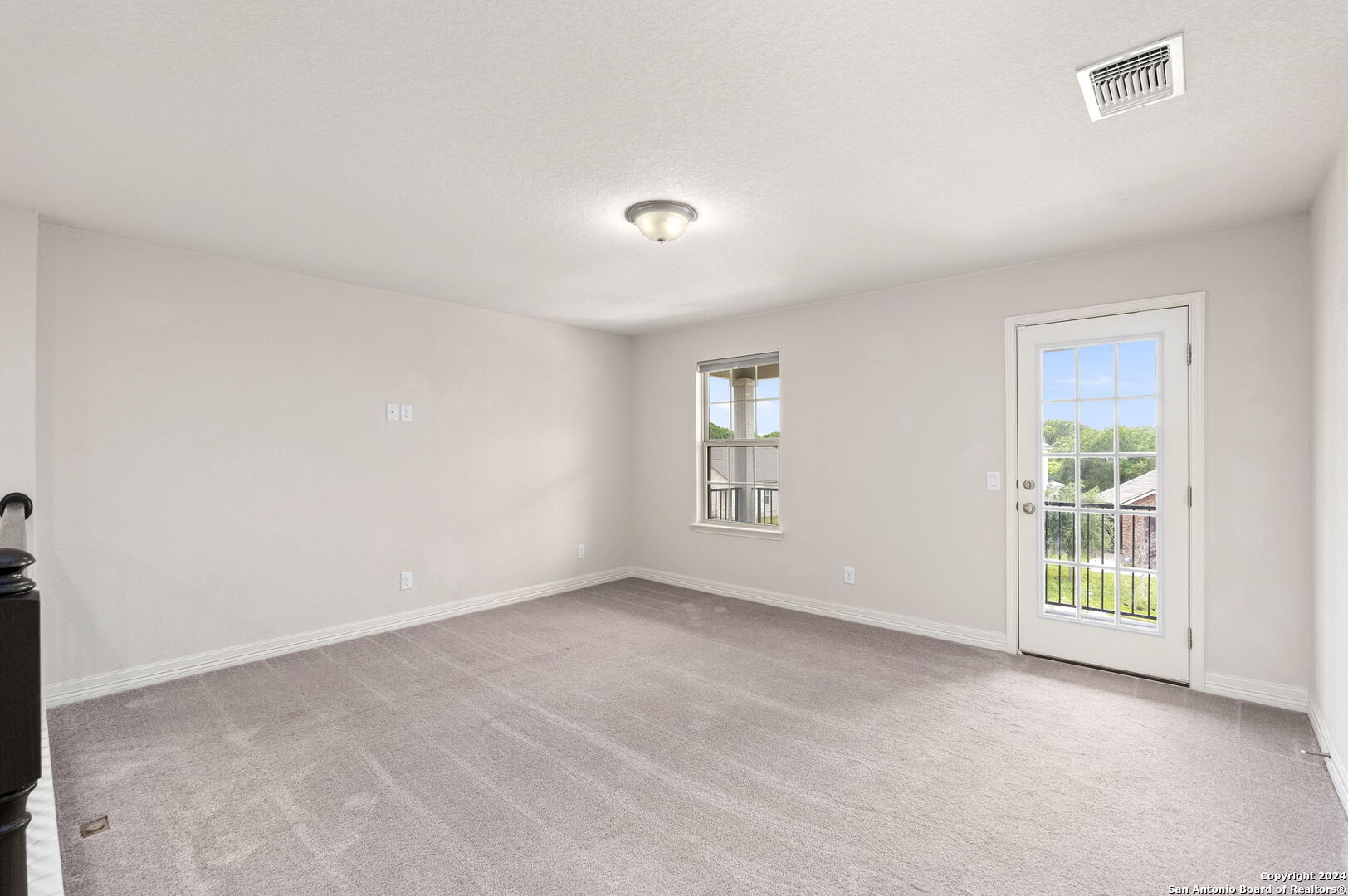 10633 JASMINE BLUFF