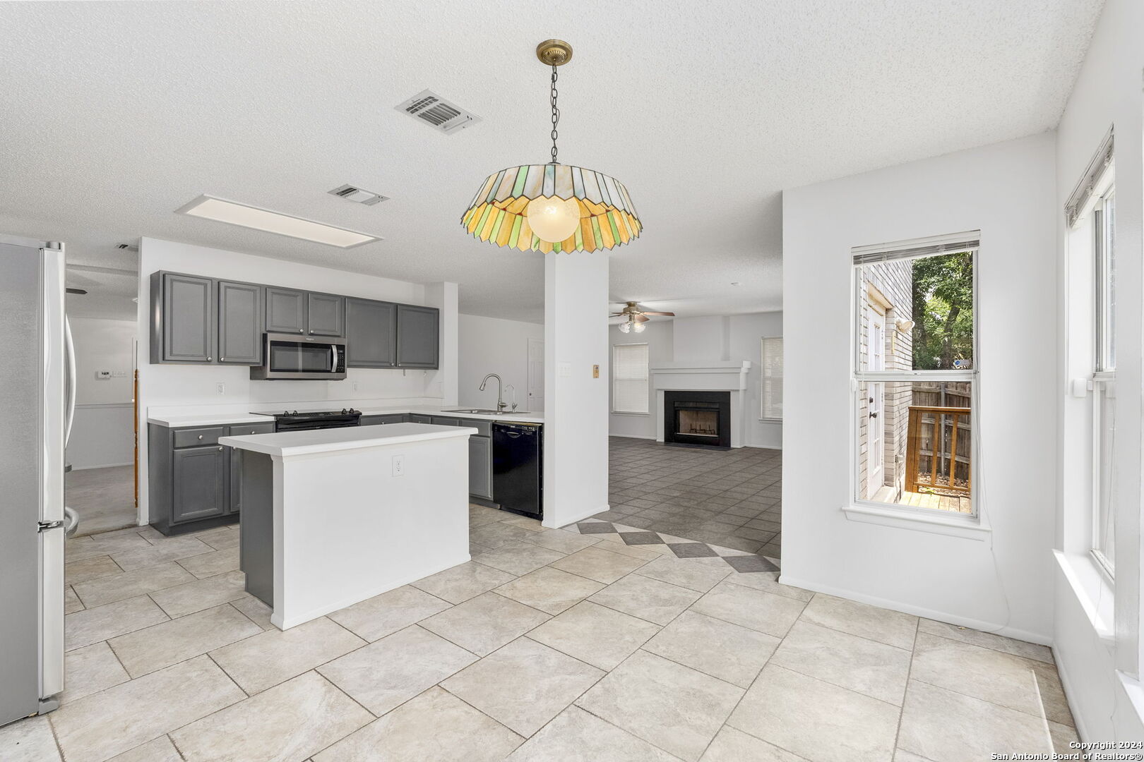 27006 GRANITE PATH