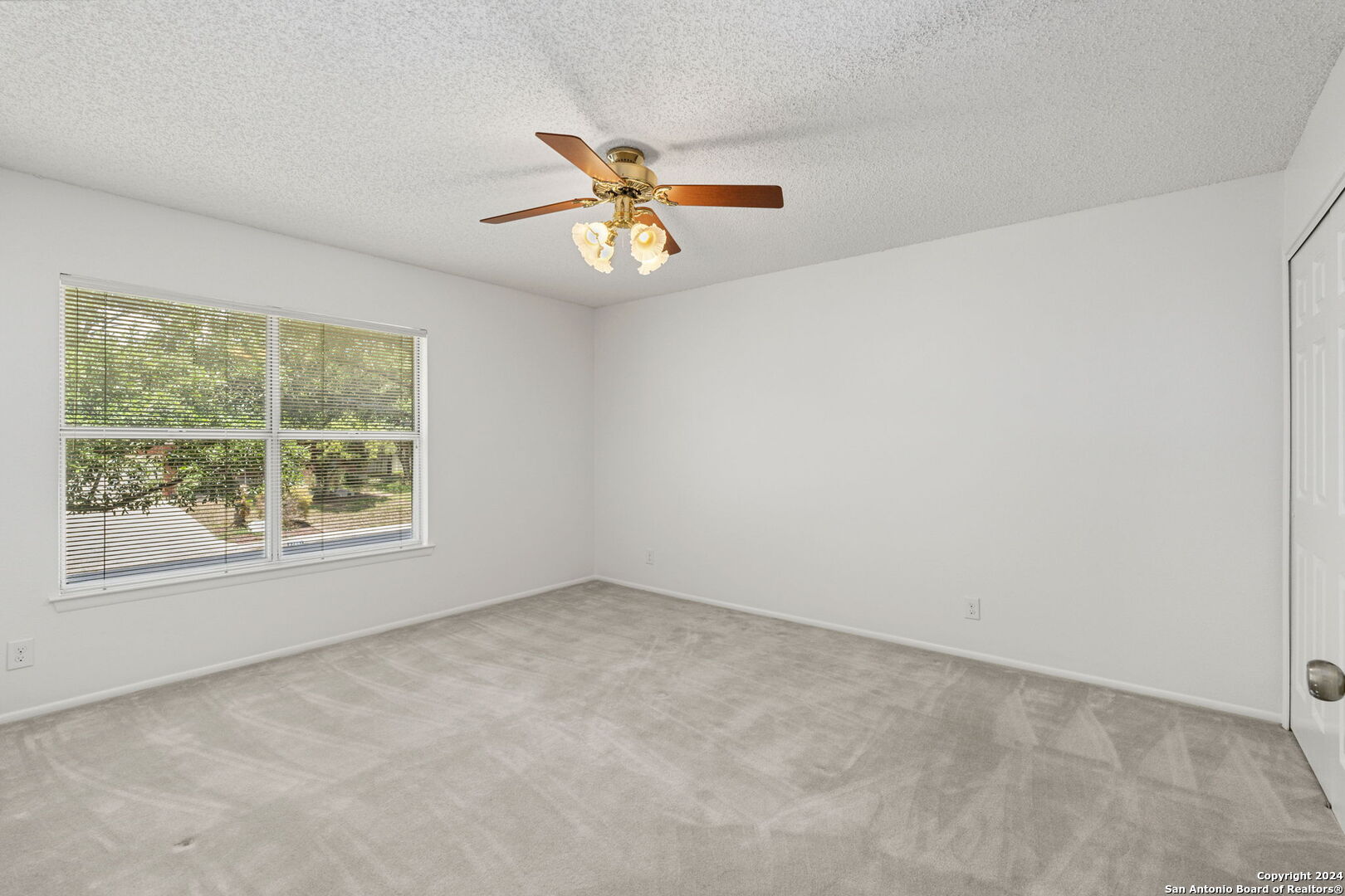 27006 GRANITE PATH