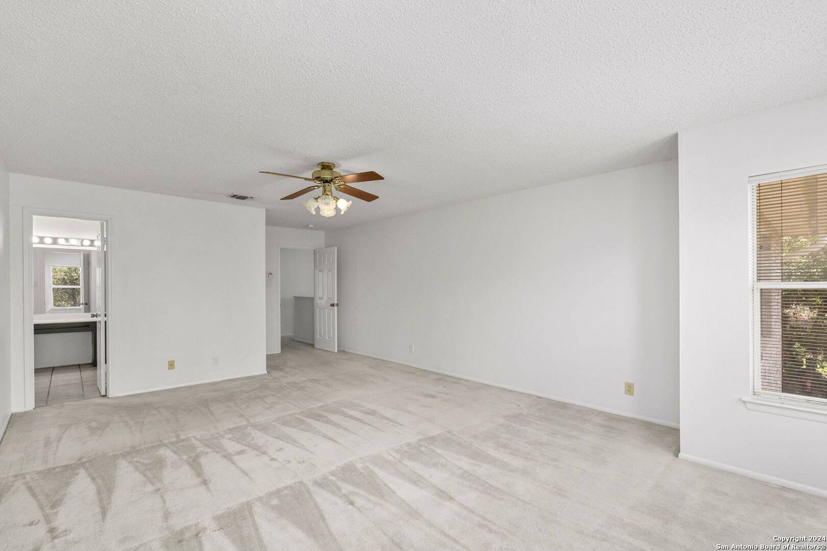 27006 GRANITE PATH