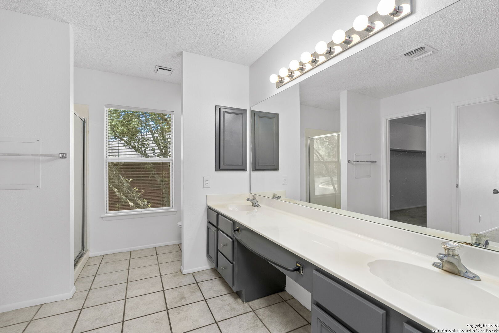 27006 GRANITE PATH