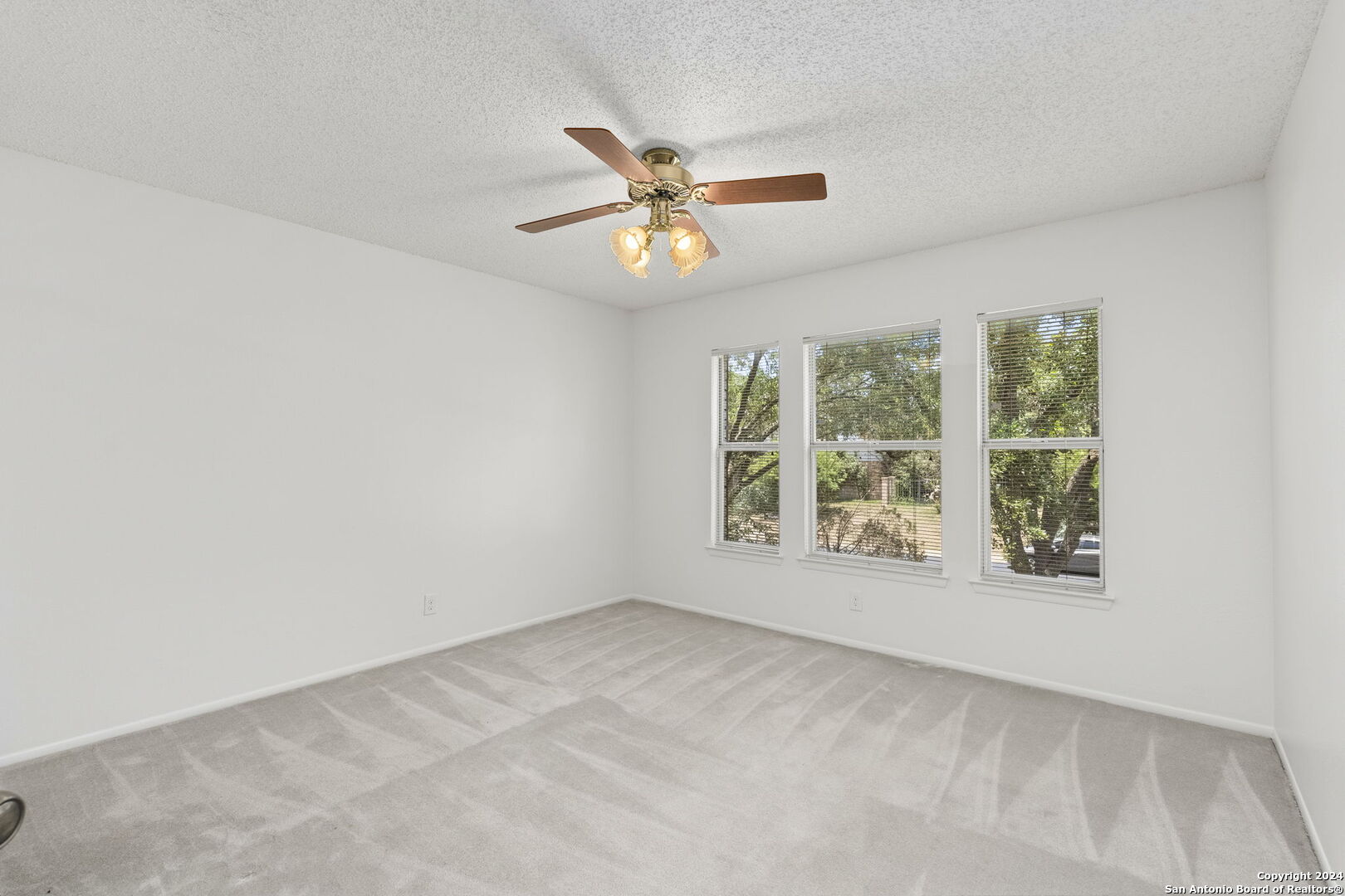 27006 GRANITE PATH