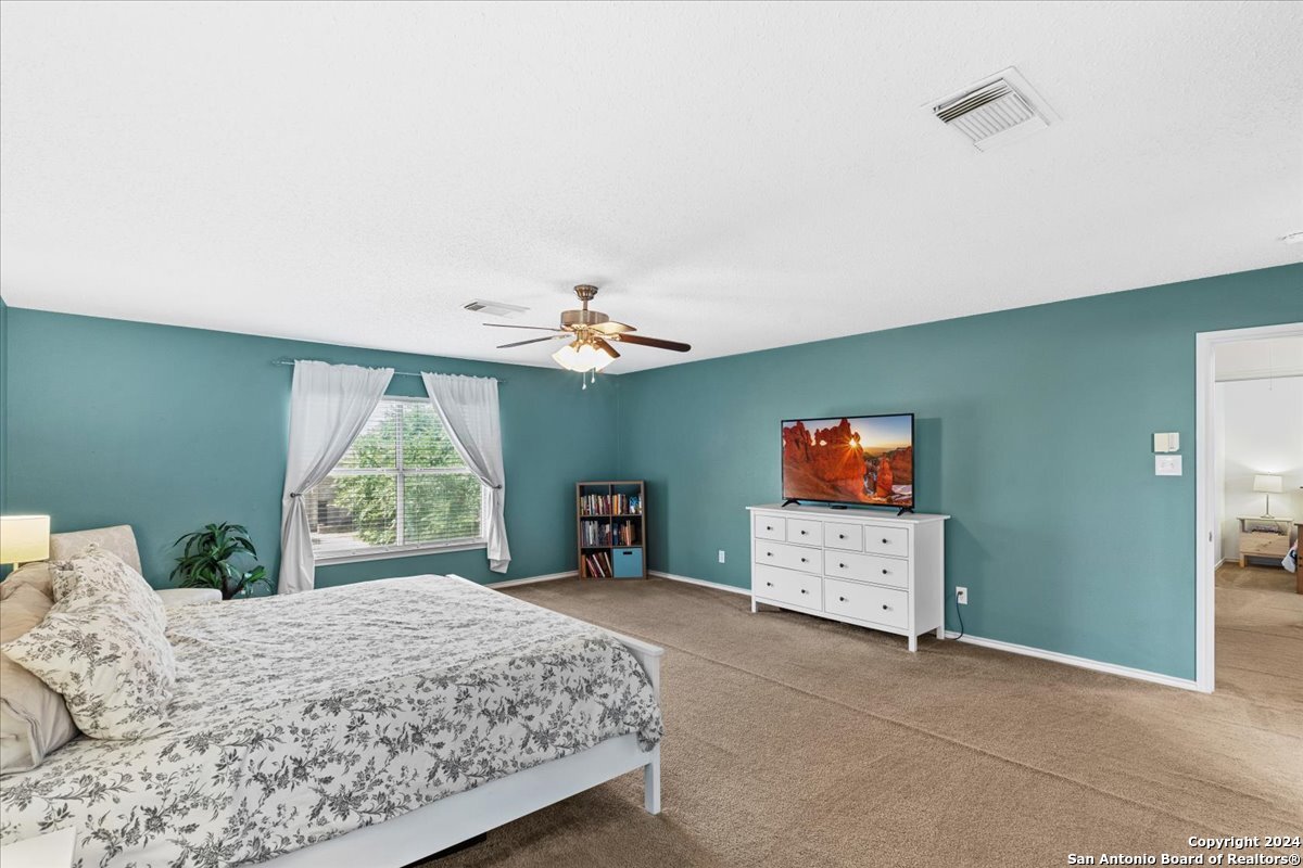 421 CAMARON WOODS