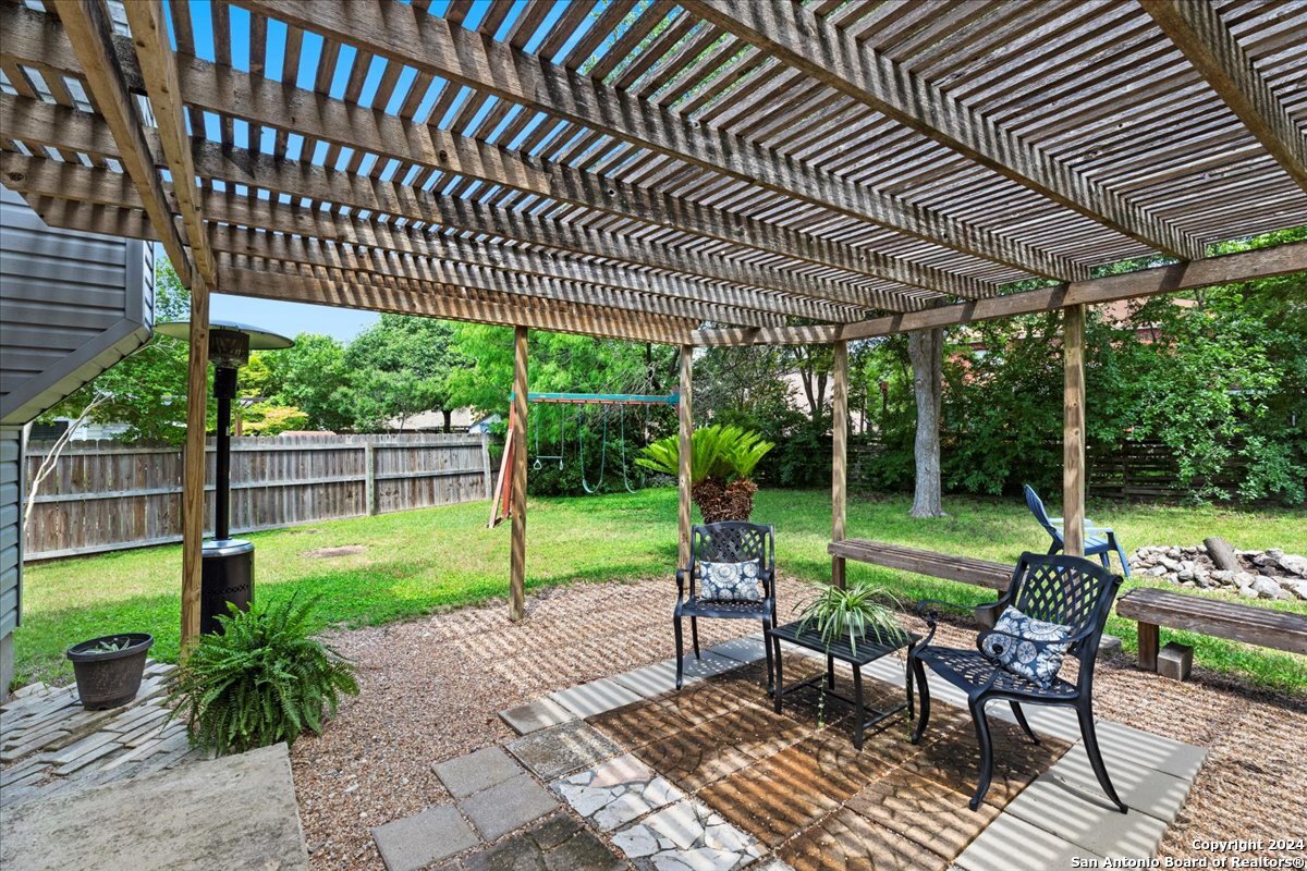 421 CAMARON WOODS