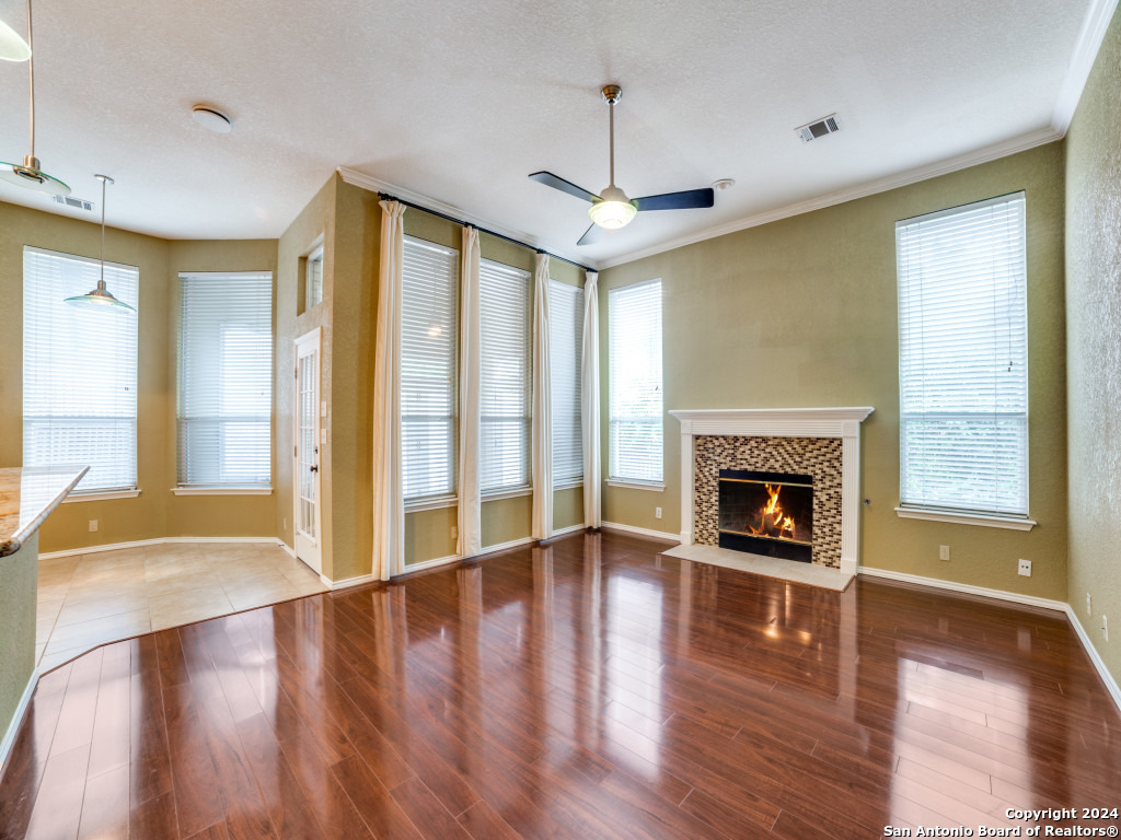 15106 STONETOWER DR