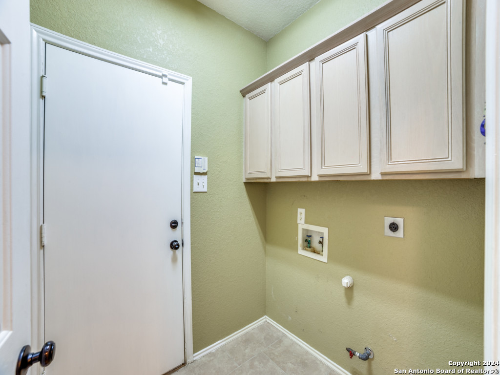 15106 STONETOWER DR
