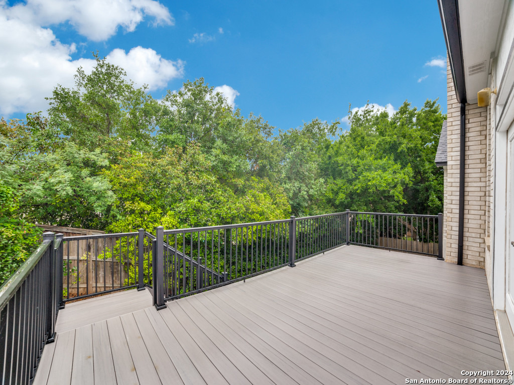 15106 STONETOWER DR