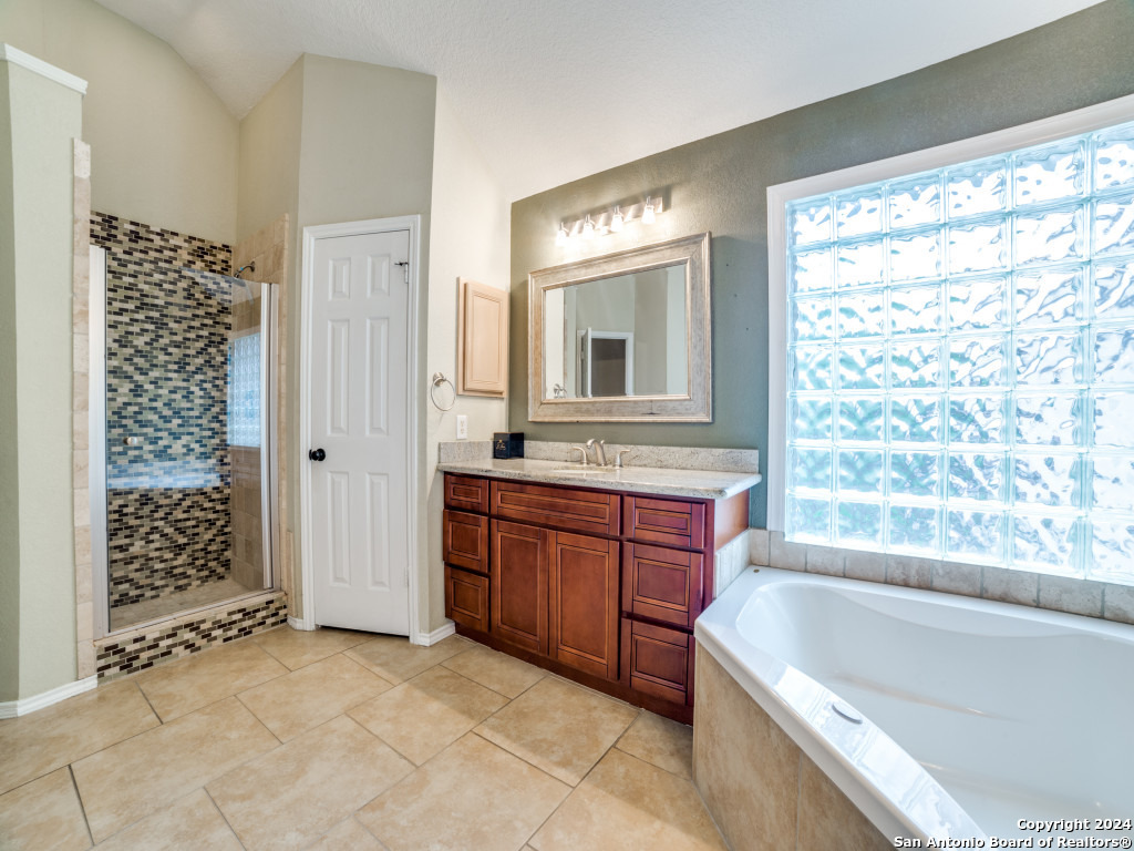 15106 STONETOWER DR