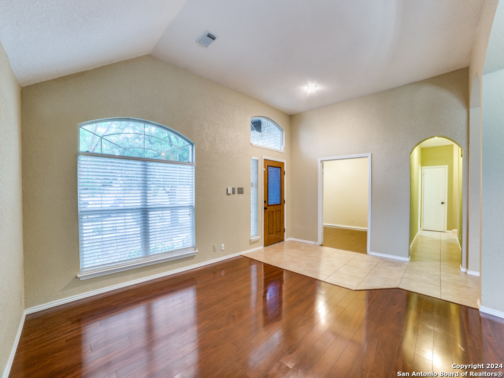 15106 STONETOWER DR
