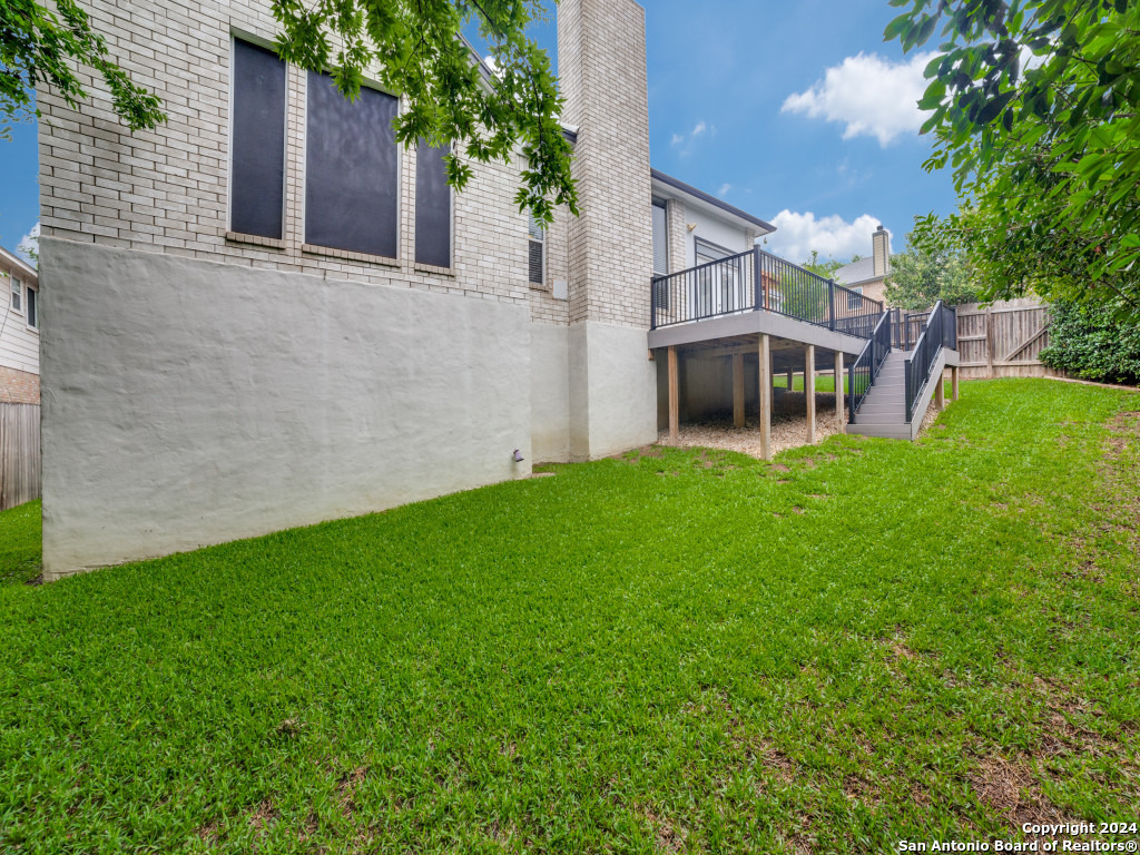15106 STONETOWER DR