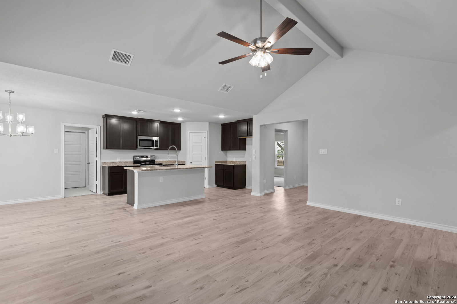 121 Sylas Hayes Loop