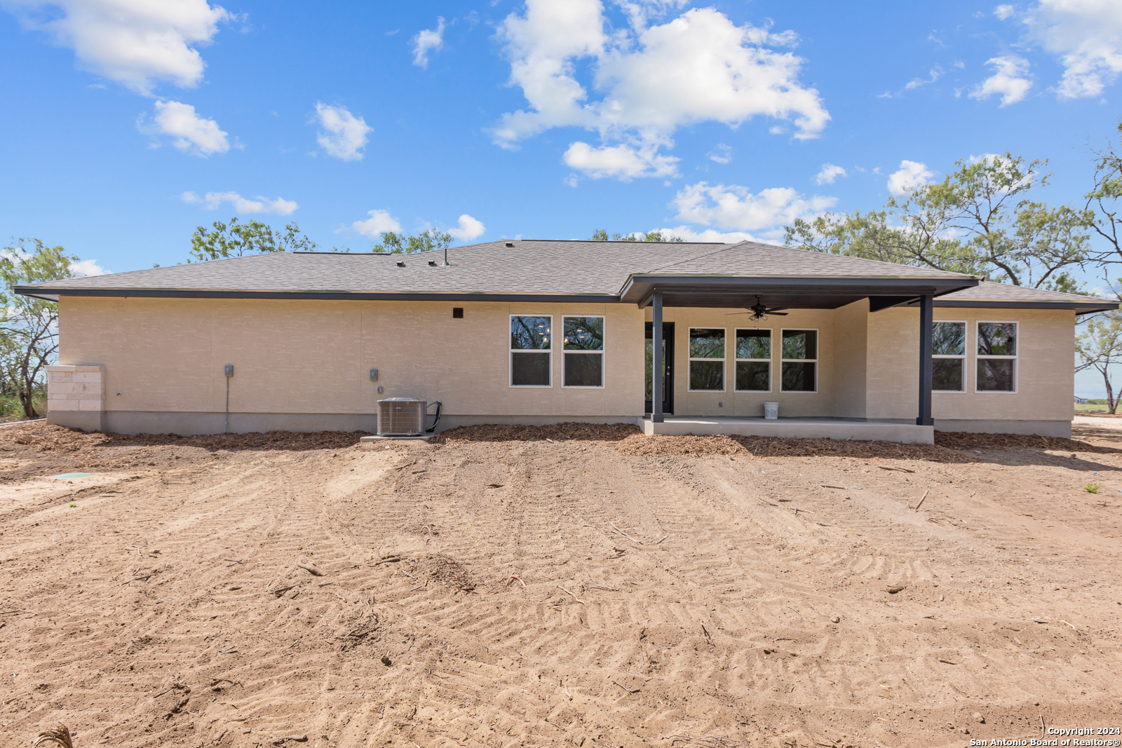 121 Sylas Hayes Loop