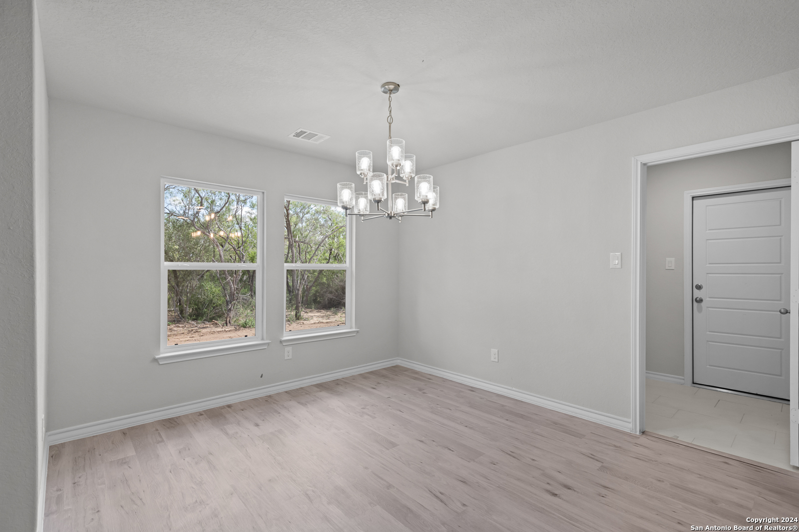 121 Sylas Hayes Loop