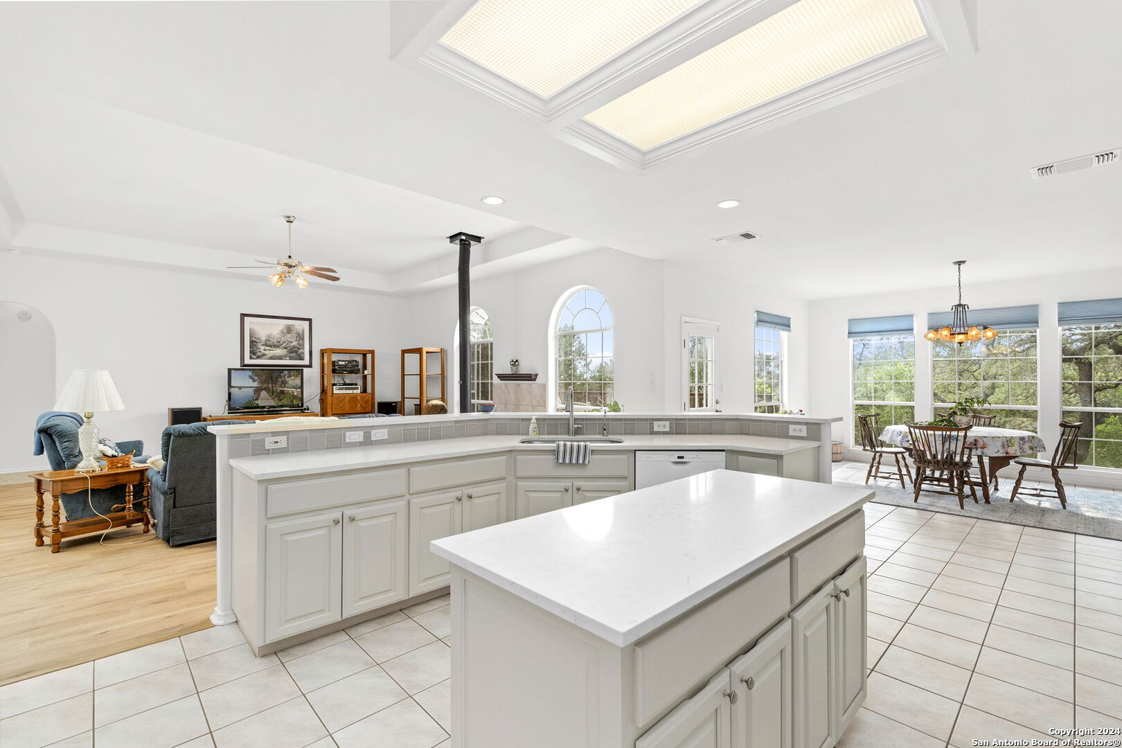 130 COUNTY ROAD 2740