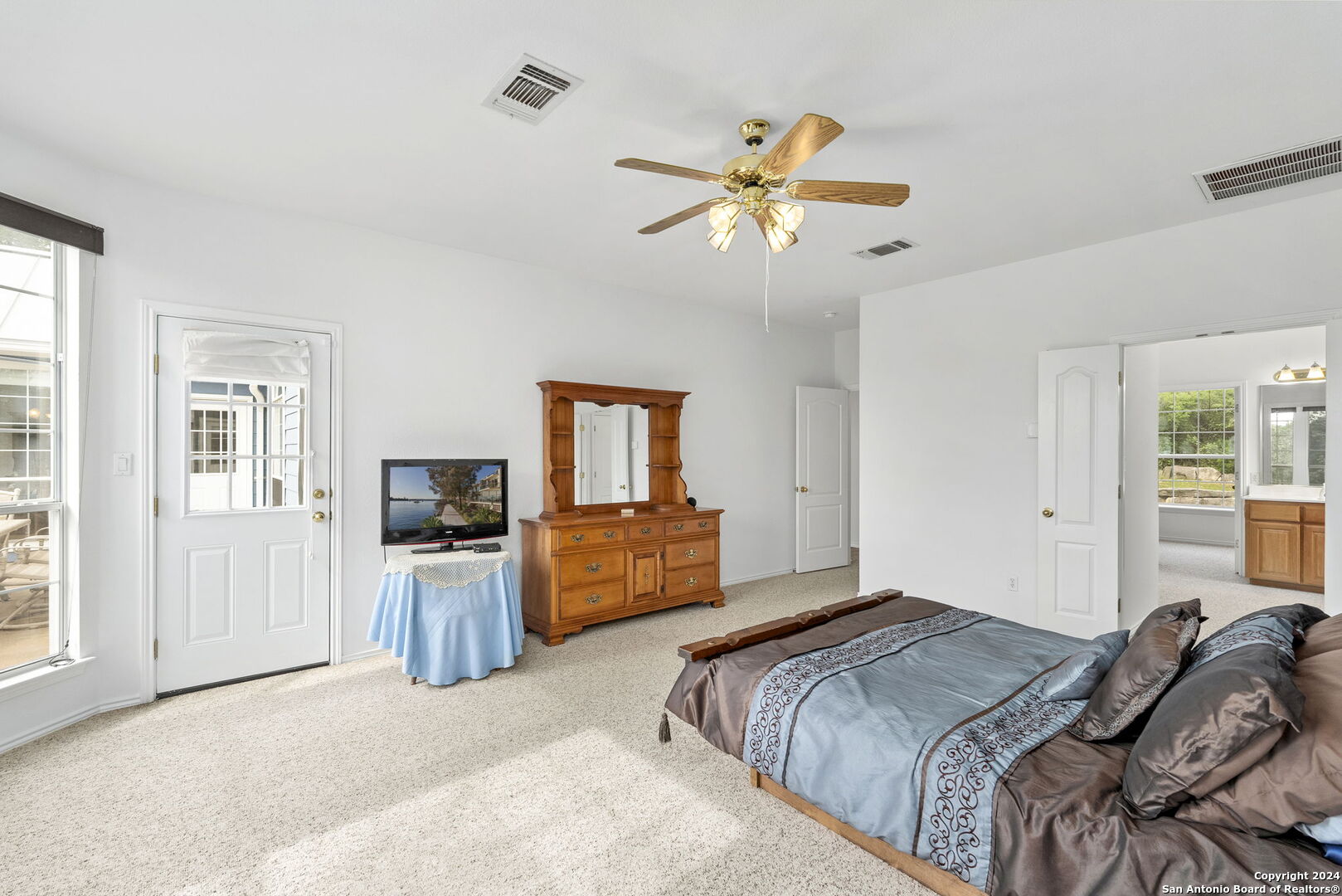 130 COUNTY ROAD 2740