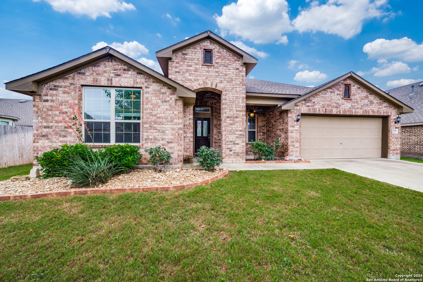 646 Ridge Lawn Dr